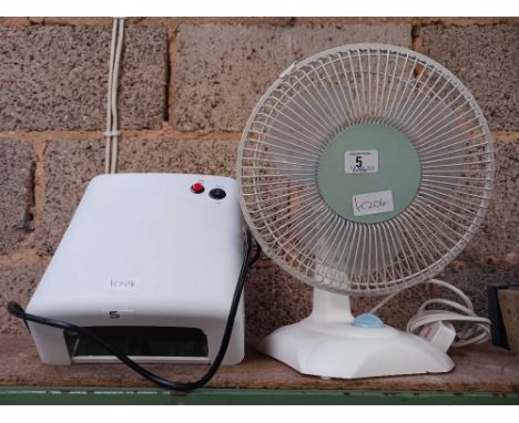TABLE TOP FAN &amp; A PROXIMA DIRECT UV NAIL LAMP