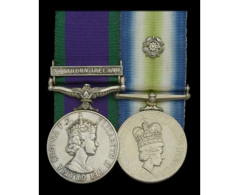 Pair: Lieutenant-Commander P. T. Brown, Royal Navy  General Service 1962-2007, 1 clasp, Northern Ireland (Lt P T Brown RN); S