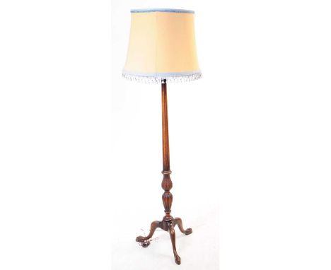 A Queen Anne revival mahogany pedestal floor standard lamp. Raised on cabriole legs with pad feet having turned column and co