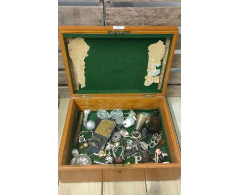 Antique document box containing collectables; Vintage scales, Porringer, horn beaker &amp; other items 