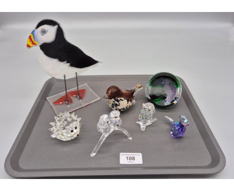 Tray of art glass and Swarovski crystal; Swarovski T- REX, owl 2014 edition, Pair owls on branch 1003312, Caithness Paperweig