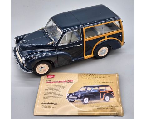 Sun Star- 1963 Morris Minor 1000 traveller limited edition model car with box. 1:12 scale. Die Cast model replica 