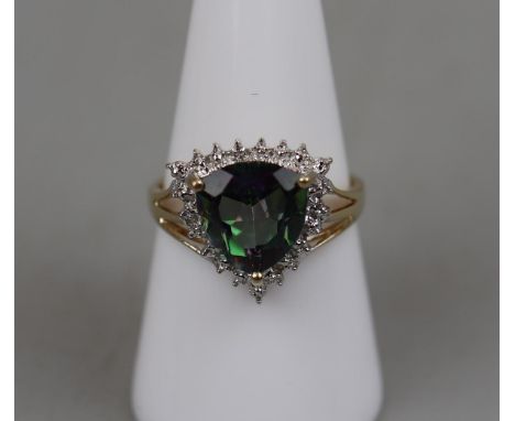 Gold mystic topaz and diamond set ring - Approx. size: P 