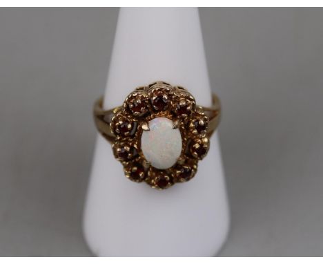 Gold garnet and opal set ring - Approx. size: P