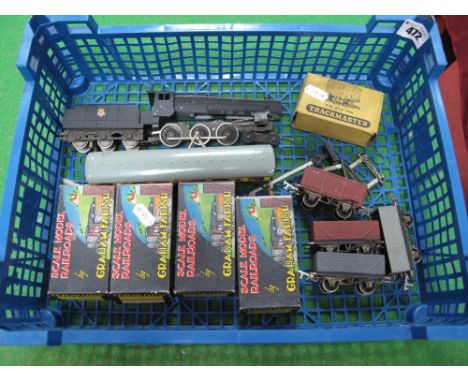 An Assortment of "00" Scale Model Railway items, includes Hornby Dublo L.N.E.R Gresley Coach in BR livery, four boxed Graham 