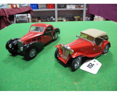 Two 1/18th Scale Diecast Model Cars by Franklin Mint, in fine condition but unboxed 1948 MG TC and 1936 Bugatti type 57.