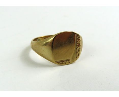 A 9ct gold signet ring, with square head, finger size S, 3.9g gross