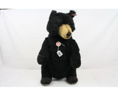 Ltd edn contemporary Steiff Bear with growler, 20" in height, condition is very good, with original tag