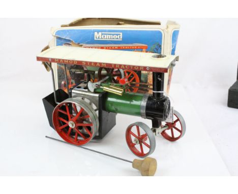 Boxed Mamod TE1A Traction Engine, tatty box that is missing lid