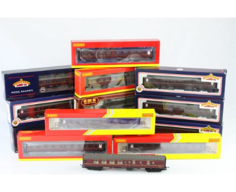 13 Boxed OO gauge items of rolling stock, 12 x coaches and cars to include Bachmann x 6, Hornby x 5, Mainline x 1 and Airfix 