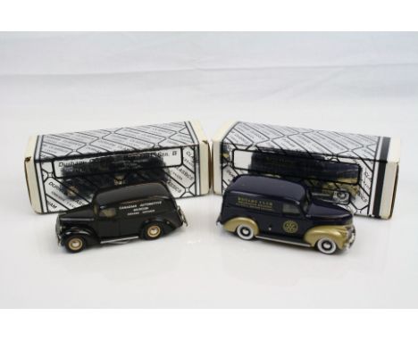 Two boxed ltd edn Durham Classics 1/43 metal models to include Rotary Club 059 41 Chevrolet (1 of 175) and 39 Ford Panel Cana