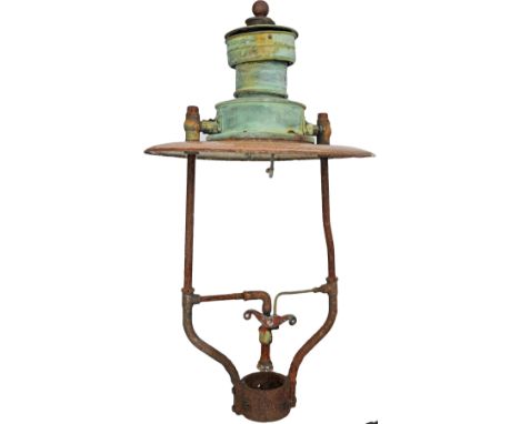 GWR Sugg 'Mexican Hat' Platform Lamp top in excellent, original condition and measuring 35 inches tall.