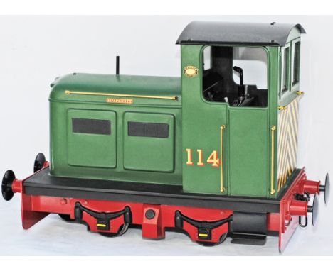 Battery operated 5 inch Gauge 0-4-0 Diesel Shunter, kit built and finished to a high standard in 1979, with a fibre glass bod