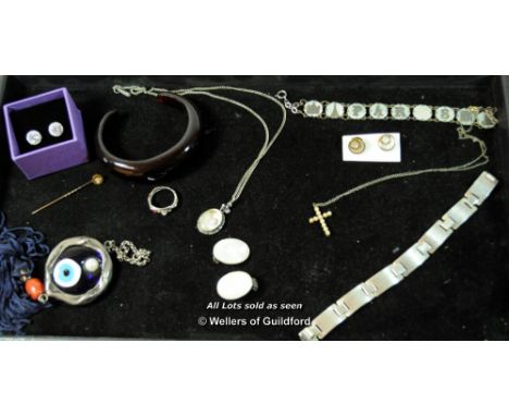 *A quantity of mixed Jewellery including vintage art deco pearl cross pendant, hallmarked silver bracelet and a 925 sterling 