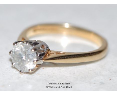 A 9ct gold solitaire ring