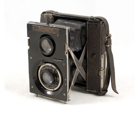 Uncommon Meyer Planovista Primarette. (condition 5F) Unusual folding 6x4.5cm camera, designed like two cameras one on top of 