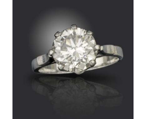 A diamond solitaire ring, the circular-cut diamond weighs approximately 4.50cts, claw set in platinum, size R 1/2