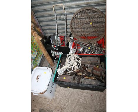 A QUANTITY OF WOODWORK TOOLS WITH VARIOUS ITEMS TO INC METALWARE,  DRYING RACKS