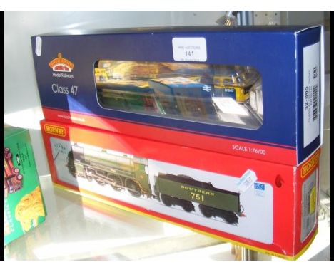Boxed Bachmann Class 47 Loco, together with a boxed Hornby locomotive and tender 