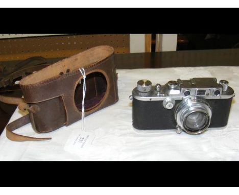 A Leica D.R.P Camera No.338128 in leather case CONDITION REPORTlens -Ernst Leitz WetzlarSummar F=5CM 1.2NO 369914