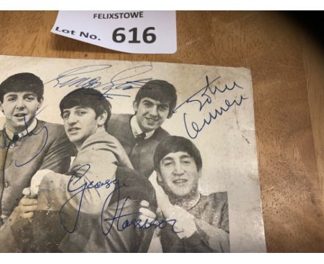 Records : Ephemera - (note signed by Aspinall) Beatles 1963 original fan club christmas card SIGNED by McCartney, Starr, Harr