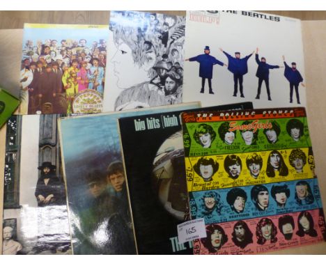 Records : Nice selection of 4 Beatles &amp; 3 Rolling Stones albums - Sgt peppers ( Canada ) Help, Hey Jude , Revolver - Cond