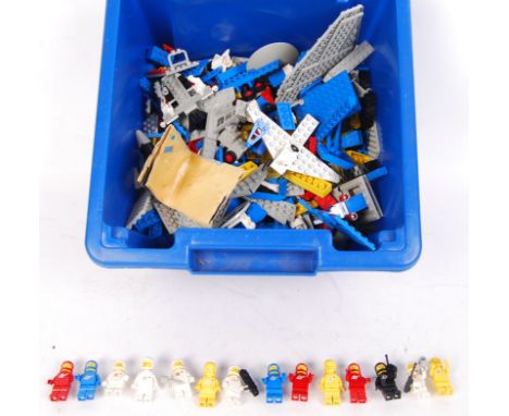 A collection of assorted loose vintage 1980's Space themed Lego . Some part built / built smaller models present. Various spe