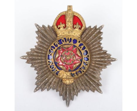 WW2 Hampshire Regiment Officers Cap Badge, fine quality silver gilt and enamel example, without regimental scroll to the lowe