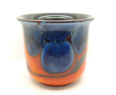 A Poole pottery planter, 15cm 