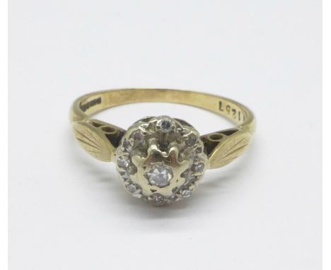 A 9ct gold, diamond cluster ring, 2g, K 