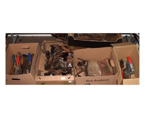 Large quantity of various vintage carpentry tools etc   Condition: 