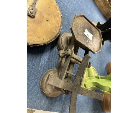 Vintage iron kitchen scales
