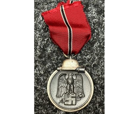 WW2 Third Reich Medaille "Winterschlacht im Osten 1941/42" (Ostmedaille) - Russian Front Medal. Maker marked to ring "88". 