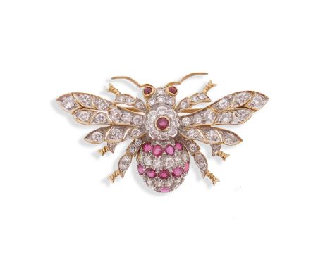 A ruby and diamond-set bee brooch, set with round brilliant-cut diamonds and circular-cut rubies in gold, 4cm wide