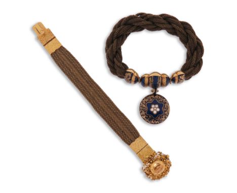A Regency topaz-set gold hair bracelet, the cushion-shaped orange topaz is set within gold cannetille border on a plaited hai