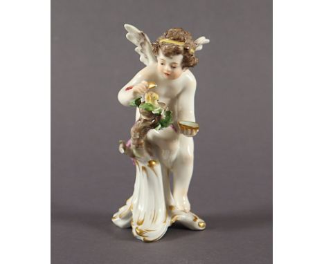 FIGUR "AMOR NACHTIGALLEN FÜTTERND", farbig und gold staffiert, H 11,5, minst.best., Modellnr. R 132, Entwurf Konrad HENTSCHEL