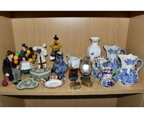 A GROUP OF ORNAMENTAL CERAMICS to include three Mason's jugs comprising two in blue and white dragon patterns and a small Ima
