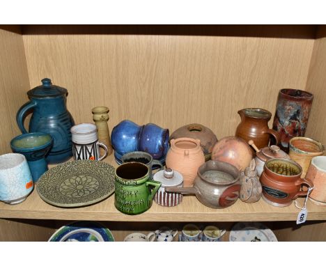 A QUANTITY OF STUDIO POTTERY, over twenty five pieces to include a Cricklade Pottery covered jug, height to top of finial 23c