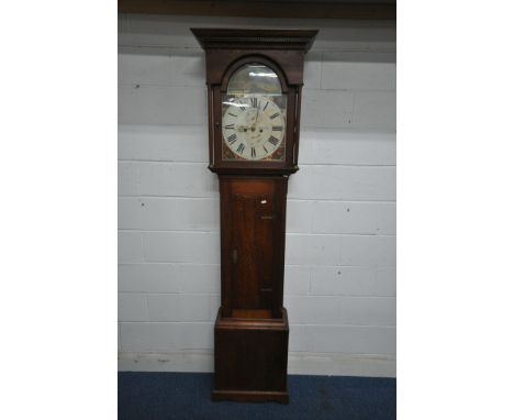A GEORGIAN OAK THIRTY HOUR LONGCASE CLOCK, the hood with an arched glazed door, that's enclosing a 13.5 inch painted dial, de