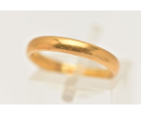 A 22CT GOLD POLISHED BAND RING, of plain design, 22ct hallmark for Birmingham, ring size K, approximate weight 3.6 grams (con