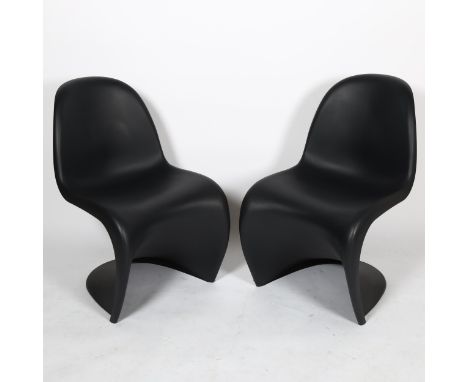 A pair of VITRA, VERNER PANTON S chairs with moulded maker?s marks, height 82cmGood condition, light surface marks 