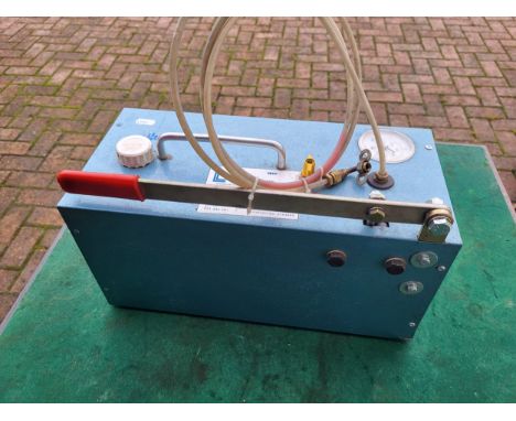 A "Liquid Levers" Hydrolastic suspension pump. (1 item)
