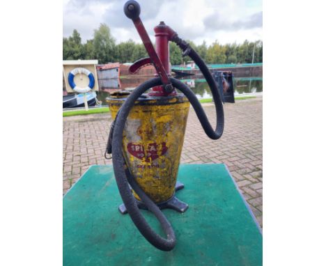 A BAELZ oil dispensing pump, marked for Shell Gear Oil. (1 item)