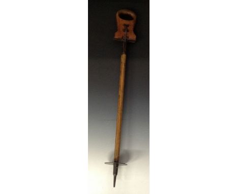 An Edwardian shooting-stick, folding mahogany seat, 91cm long, c. 1910 