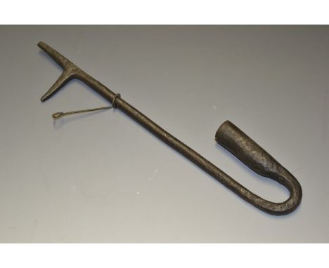 An 18th/19th century wrought iron spike rush light or candle holder, 29.5cm long  
