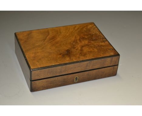 A Victorian walnut rectangular playing card box, hinged cover enclosing two compartments, 16cm wide, c.1880
