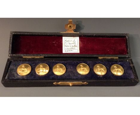 Hunting - set of gilt metal huntsman's buttons, cased 