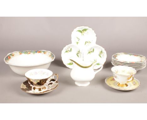 A group of ceramic's. Shelley 'crochet' tea cup/saucer, Wedgwood 'Chester' jug, Hammersley dish, Queen's China 'Balmoral' cup