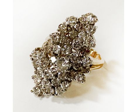 18CT GOLD DIAMOND CLUSTER RING 3 CARATS APPROX - SIZE L