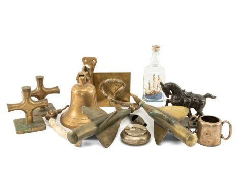 THE MARITIME / MARINE / NAVAL CLUB HOUSE: VARIOUS COLLECTABLES comprising two vintage brass ships log spinners marked 'T. W. 